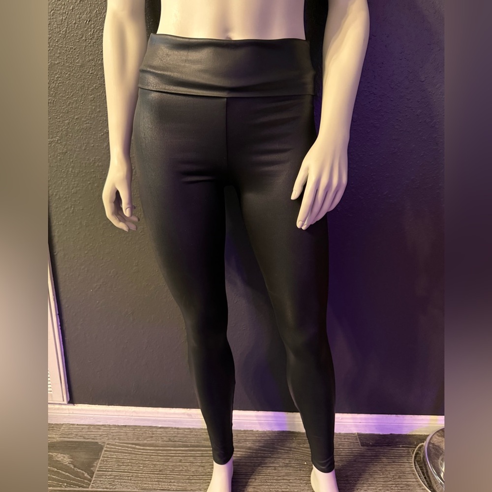 Leather leggings